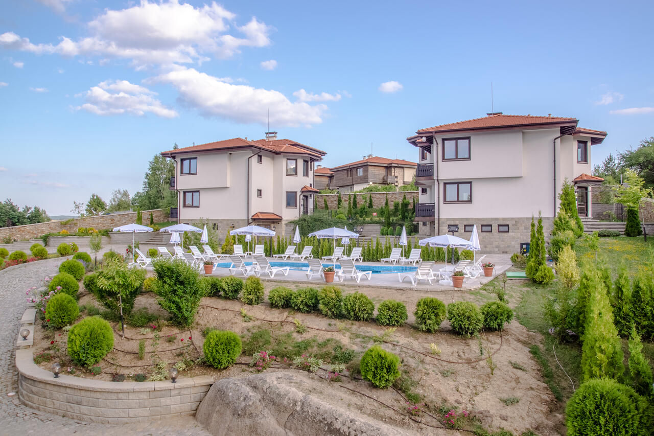 Complex Bogdana lounge