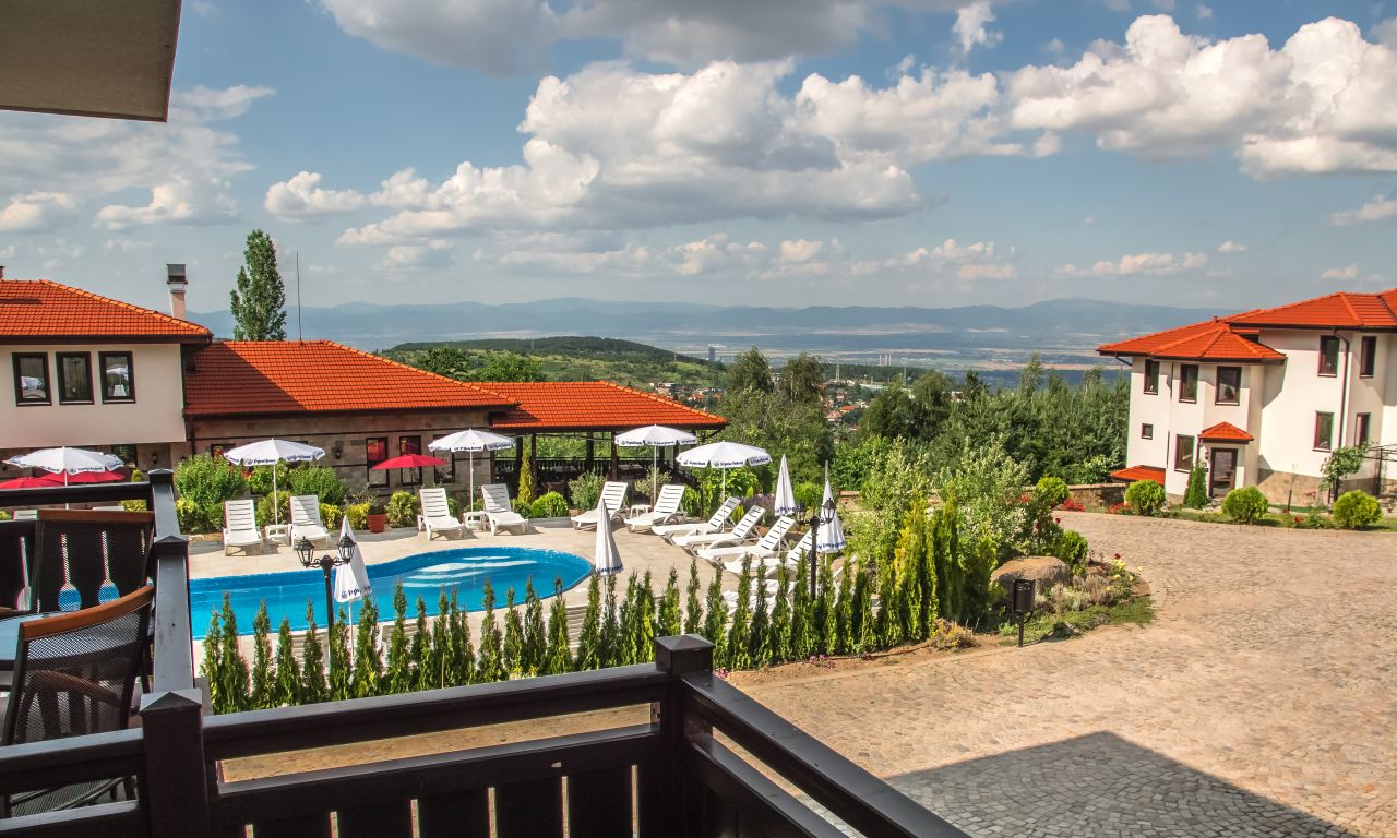 Двойна стая - 8